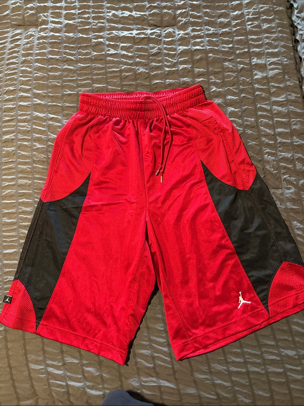 Jordan Dri-Fit Men's Sz Medium Red and Black Athletic Basketball Shorts